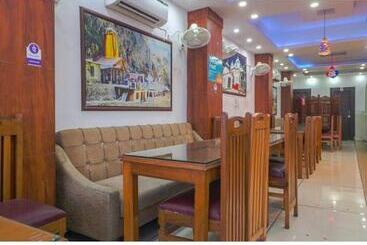 בית מלון כפרי Krishna Food Junction