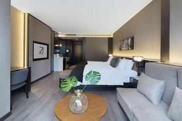 Jinxi Aerial Riverview Hotel   Chongqing Jiefangbei Hongya Cave