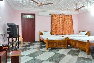 Pensão Amritha Raksha Residency