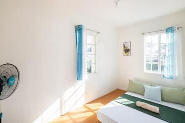 Pensjonat Smyleinn Camella Jade