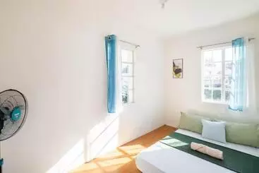 Pension Smyleinn Camella Jade