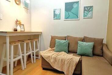 公寓式酒店  The Narci Suites Unit 2