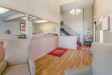 Otel Value Stay Lodge