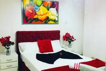 ペンション Hostal De La 8