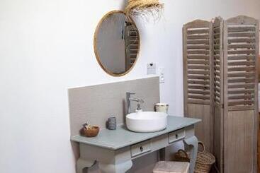 ベッドアンドブレックファースト Bessire Chambres & Table D Hôtes