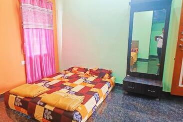 ベッドアンドブレックファースト Sahara Premium Family Homestay