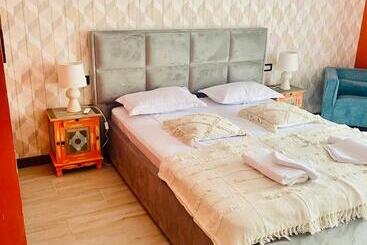 هتل Boutique Casa Venusian