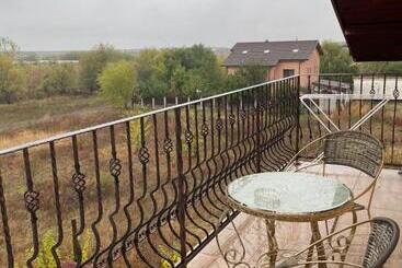 Pensão Ami Residence Bucharest Airport&therme&parking