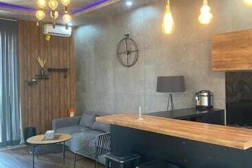 Pensió Emerald Guest House New York Purwokerto