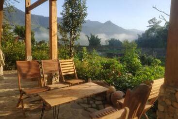 Отель Little House In Khaupha