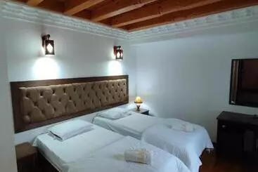 Hotel Golden Terrace By Minaret