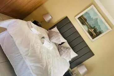 ペンション Azalea Bnb