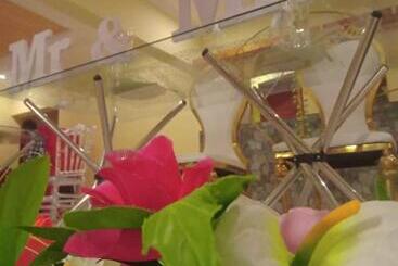 Курорт The Hive Restaurant And Shisanyama