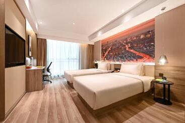 Atour Hotel Shenyang South Station Quanyun Road