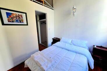 تختخواب و صبحانه San Telmo Soul