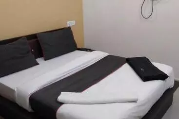 Hotelli Lily Grand By Gds