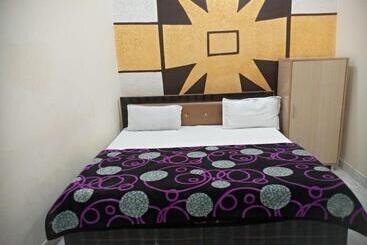 酒店 Shri Ganpati Guest House