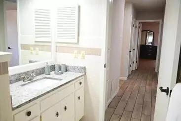 Retkeilymaja San Antonio: Fully Furnished 4br Perfect For Fams