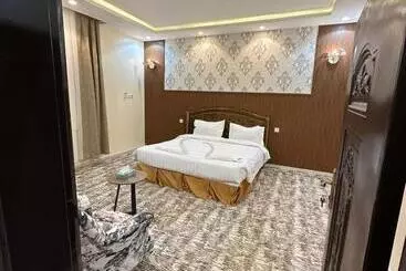 فندق جارة الغيم للاجنحة الفندقية