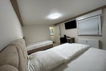 住宿加早餐 Rheinischer Hof Appartements