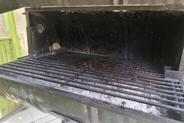 Otel Forest Green Inn