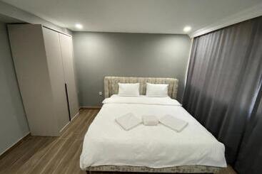 מלון דירות Pomruj Suites