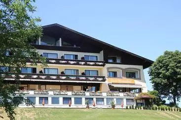 ホテル Blumenhof