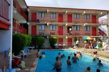 Hotelli Cloud 9 Inn
