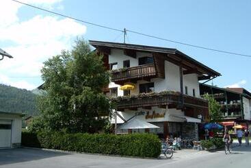 ホテル Das Landhaus Am See