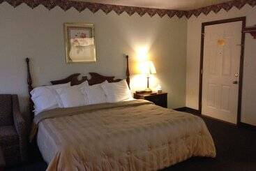 Hotel Fred's Inn Restaurant & Lodging