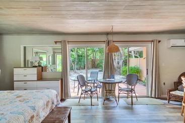 ホテル Parrot Nest