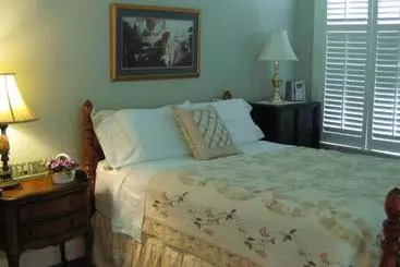 ホテル Trinkle Mansion Bed & Breakfast