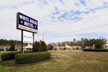Whitehouse Motel Richmond South