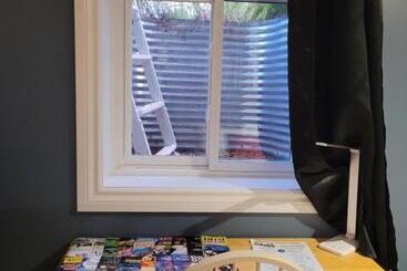 住宿加早餐  Close To Everything In The Falls And Notl