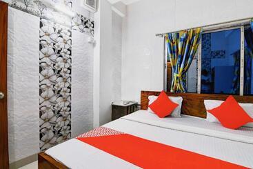 Hotelli Oyo Flagship Metrortel Guest House