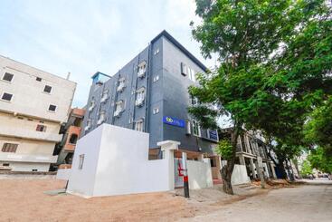 Fabhotel Dream Connect