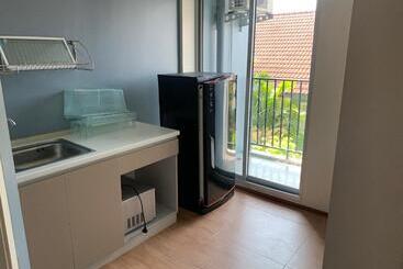 هتل D Condo Rattanathibet ดีคอนโด รัตนาธิเบศร์