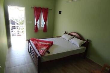 Bed and Breakfast Kumaran Homestay