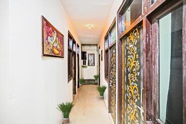 Szálloda Flagship Kanha Near Iskcon Temple Noida