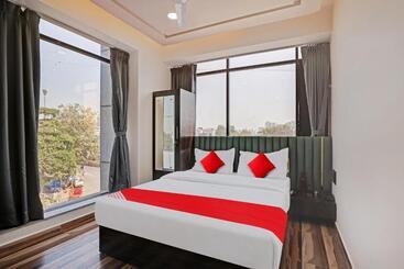 Flagship Hotel La Quinta