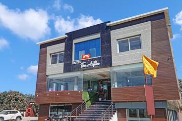 Flagship Hotel The Aryan