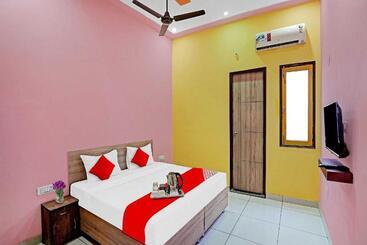 Hotell Flagship S H J