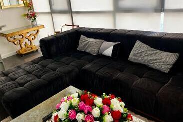 מלון דירות Luxury Sky Rise