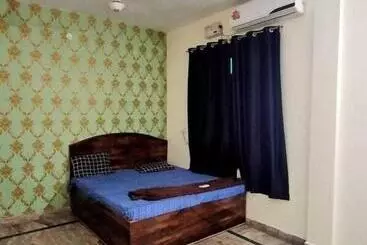 Oyo Hotel V Star