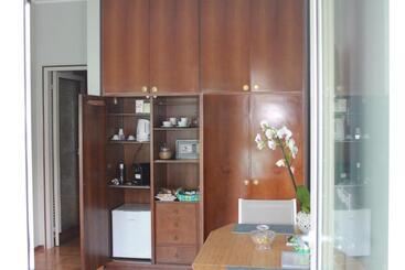 Pension (Hôtel basse catégorie) Lakeviewcabin   King Room With Balcony