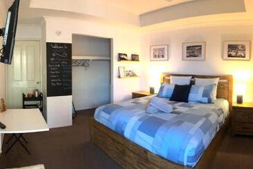 مبيت وإفطار Wave N Soul