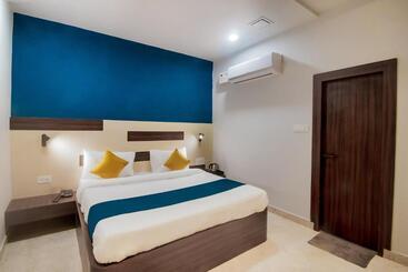 Hotel Aalishan Residency