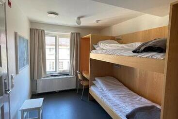 Hotel Falstadsenteret Museum, Minnested Og Senter For Menneskerettigheter