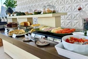 בית מלון כפרי Terrazzo Ponta Negra Flat Av Roberto Freire 4795 Na Praia De Ponta Negra