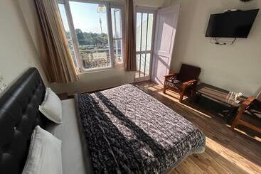 Pensão Gliders Inn By Barefoot Inc